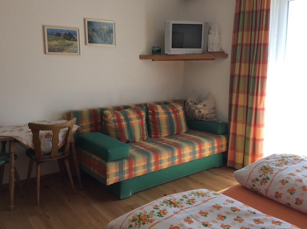 Ferienwohnung Zwoelferblick Брамберг ам Вилдкогел Стая снимка
