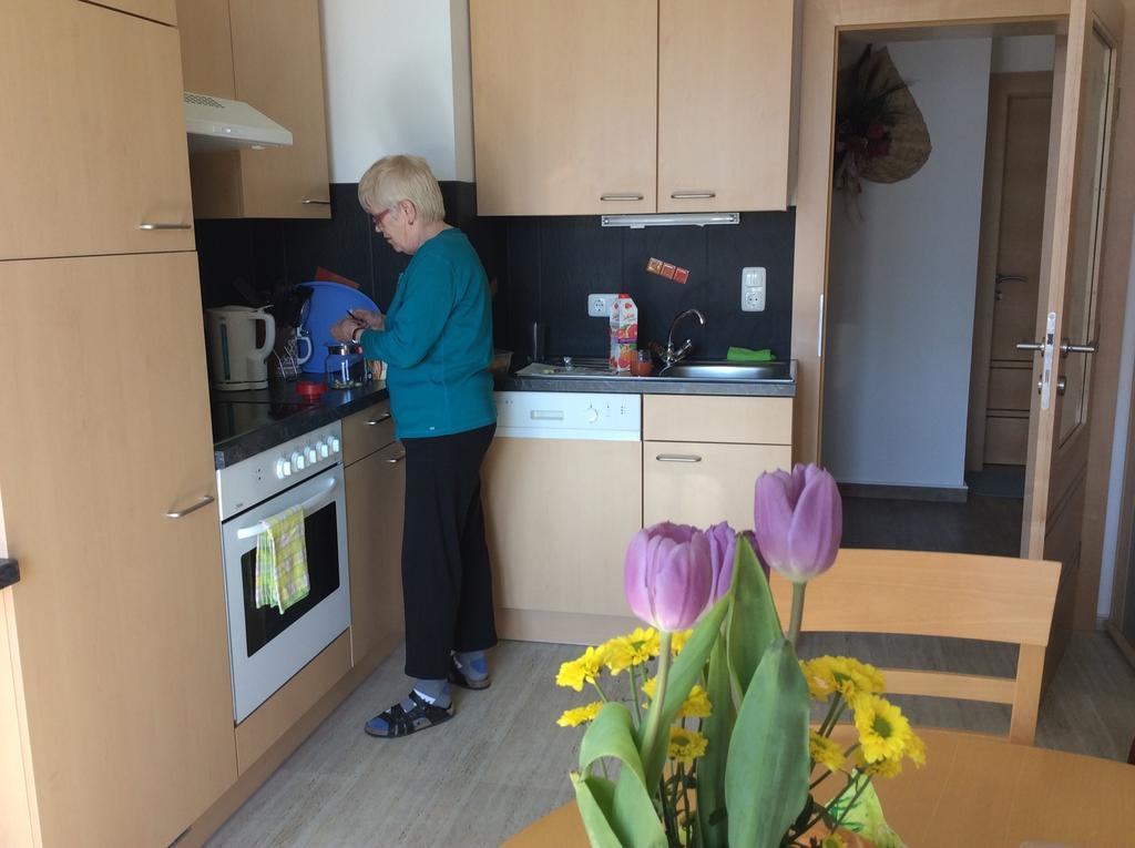 Ferienwohnung Zwoelferblick Брамберг ам Вилдкогел Стая снимка